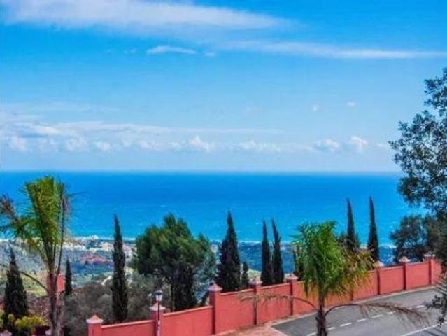 Piso en venta en Urbanización Las Jacarandas, Ojén