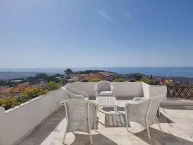 Piso en venta en Urbanización Las Jacarandas, Ojén