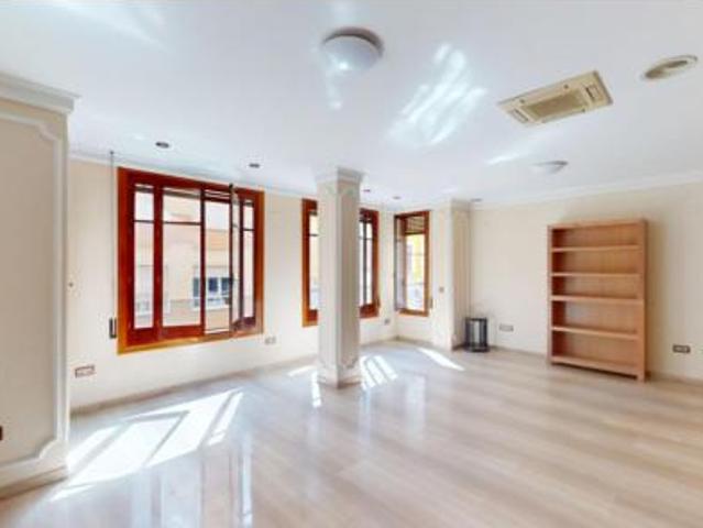Piso en venta en Oliva, València / Valencia