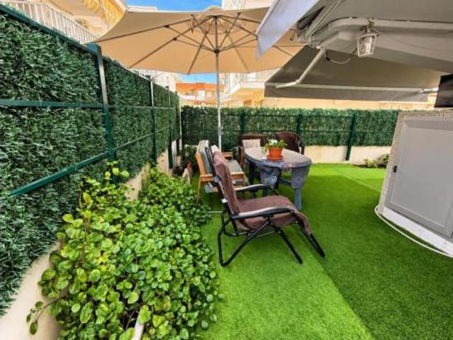 Piso en venta en Platja d'Oliva, Oliva