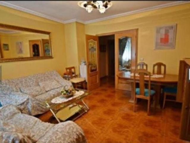 Piso en venta en Olmedo De Camaces, Castilla y León