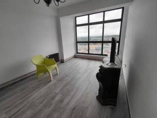 Piso en venta en Ordes, Galicia