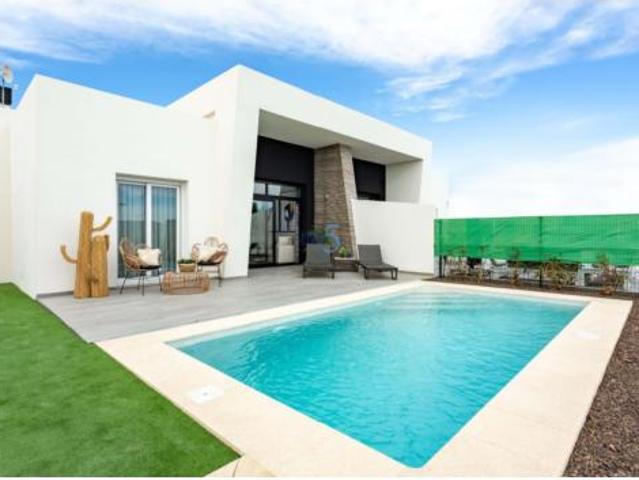 Piso en venta en San Juan-Santo Domingo, el Baix Segura / La Vega Baja