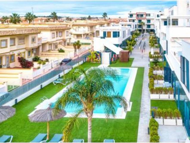 Piso en venta en Playa Flamenca II, el Baix Segura / La Vega Baja