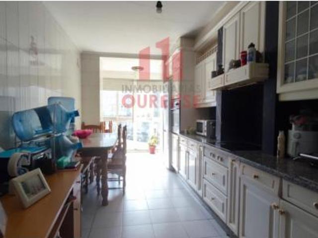 Piso en venta en Couto, Ourense