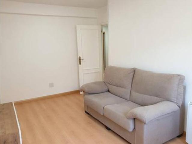 Piso en venta en As Lagoas, Ourense