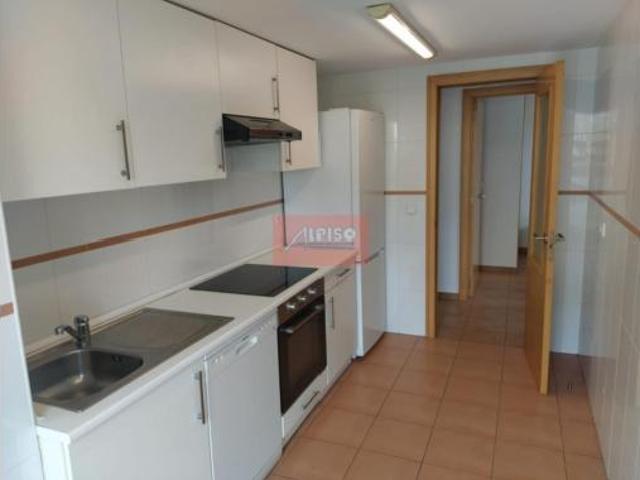 Piso en venta en Montealegre, Ourense