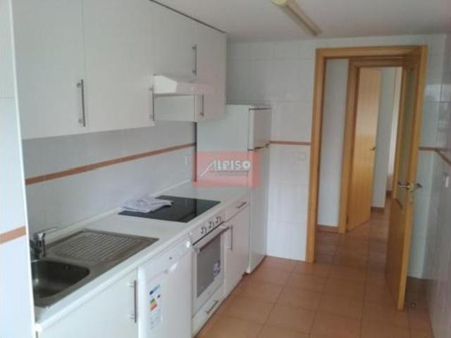 Piso en venta en Montealegre, Ourense