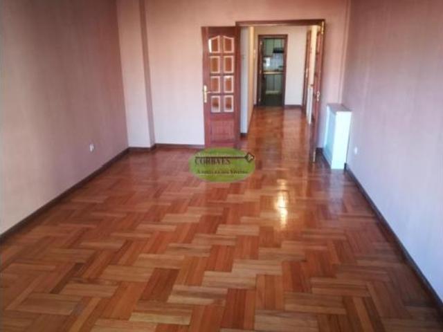 Piso en venta en Centro, Ourense