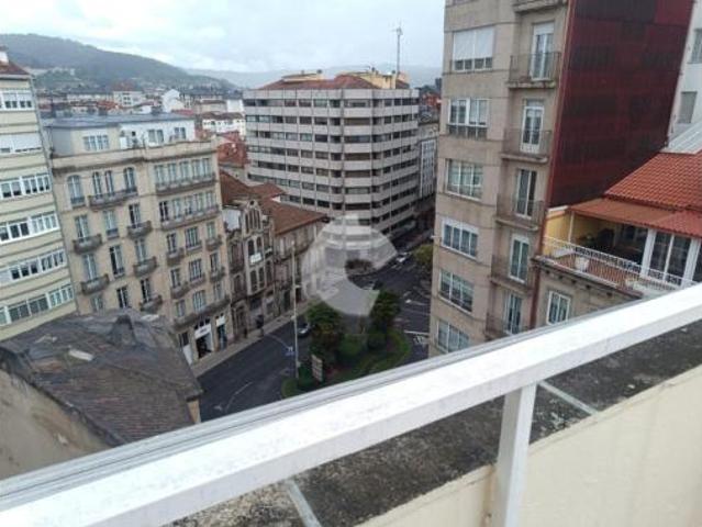 Piso en venta en Centro, Ourense