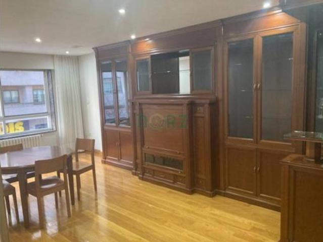 Piso en venta en Ourense, Casco Vello