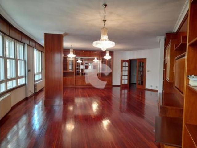 Piso en venta en Centro, Ourense