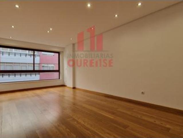 Piso en venta en Ourense, Casco Vello
