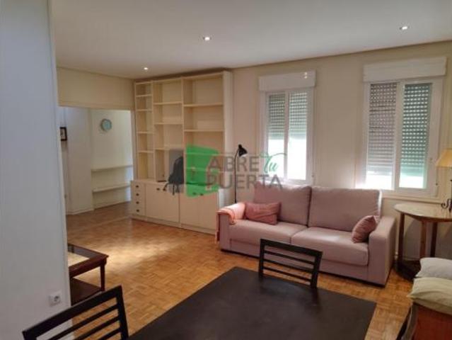 Piso en venta en As Lagoas, Ourense