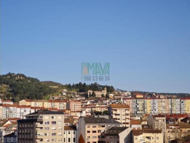 Piso en venta en Centro, Ourense