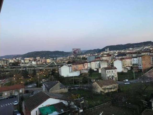 Piso en venta en Ourense, Casco Vello