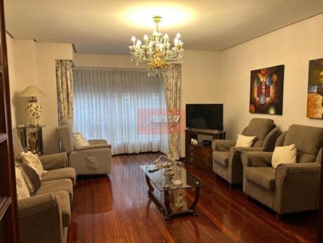 Piso en venta en Centro, Ourense