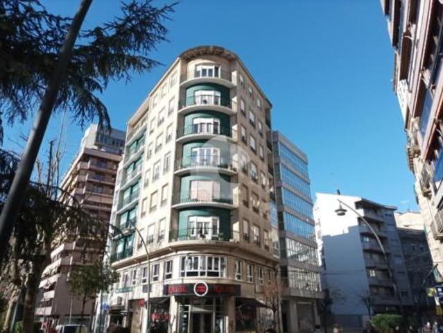 Piso en venta en Centro, Ourense