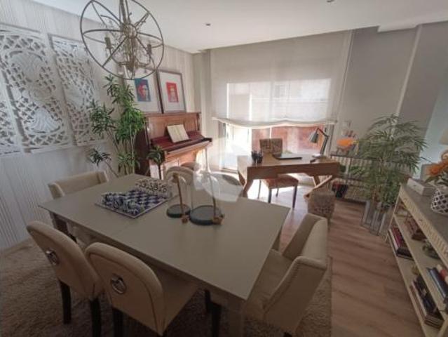 Piso en venta en As Lagoas, Ourense