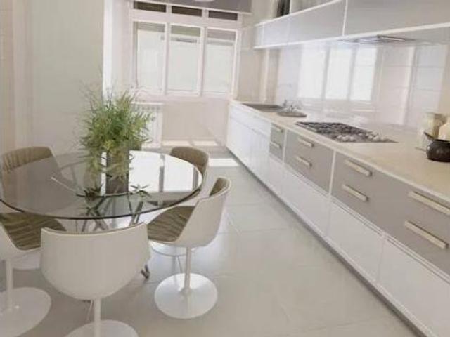 Piso en venta en As Lagoas, Ourense