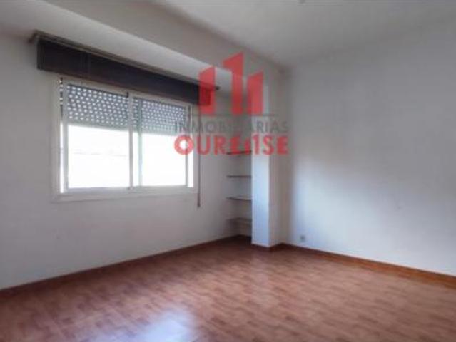 Piso en venta en As Lagoas, Ourense