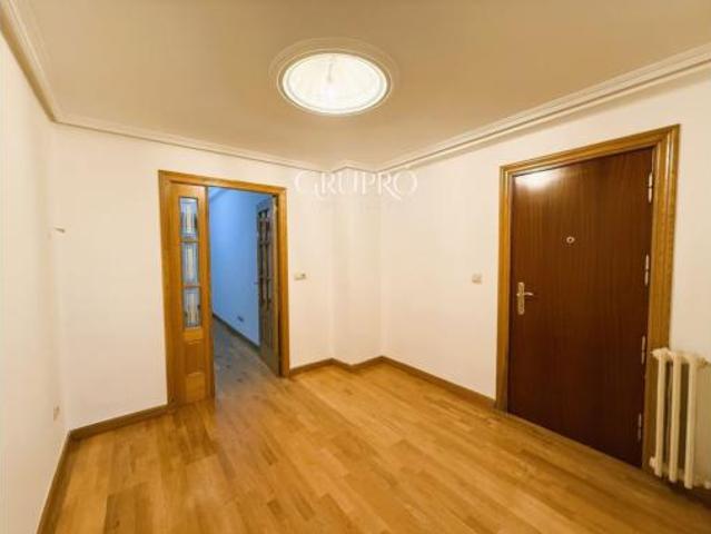 Piso en venta en Centro, Ourense