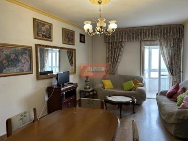 Piso en venta en Couto, Ourense