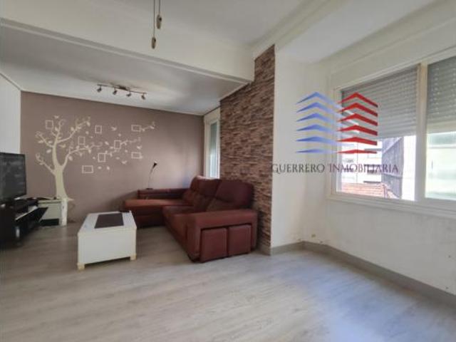 Piso en venta en As Lagoas, Ourense