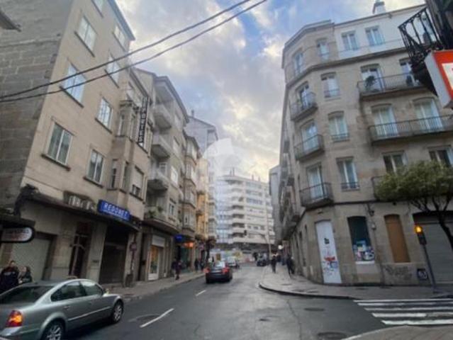 Piso en venta en Couto, Ourense