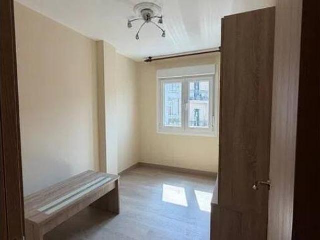 Piso en venta en Couto, Ourense