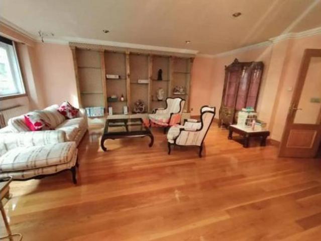 Piso en venta en Ourense