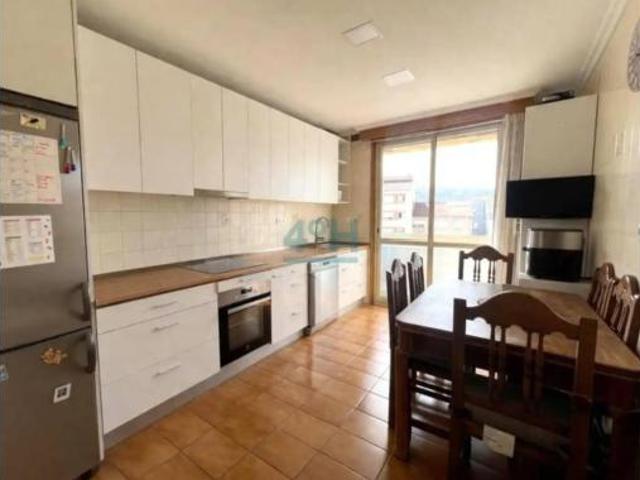 Piso en venta en O Posío, Ourense