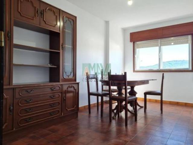 Piso en venta en O Vinteún, Ourense