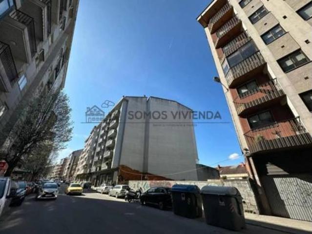 Piso en venta en O Posío, Ourense