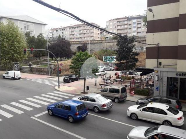 Piso en venta en O Posío, Ourense