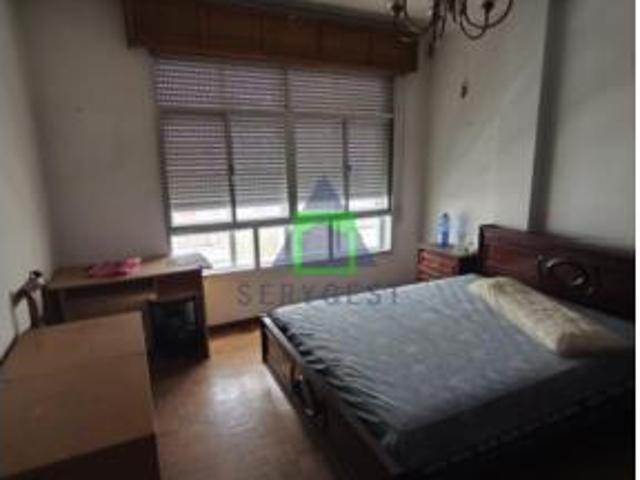 Piso en venta en Montealegre, Ourense