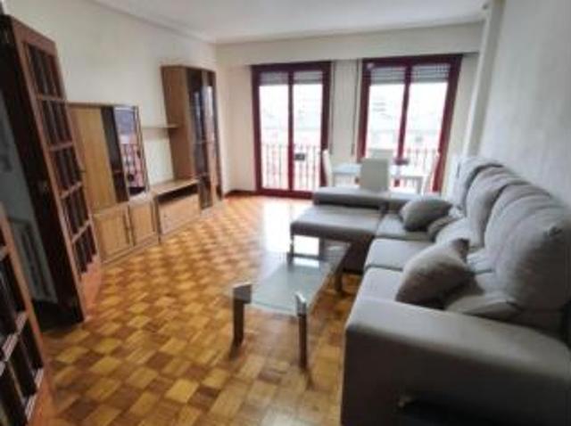 Piso en venta en O Posío, Ourense