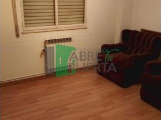 Piso en venta en Montealegre, Ourense