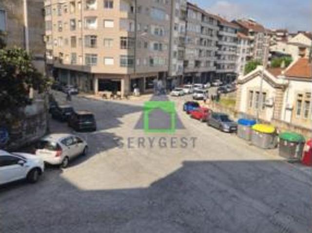 Piso en venta en As Lagoas, Ourense