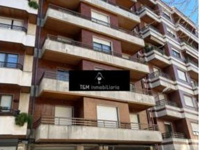 Piso en venta en Montealegre, Ourense