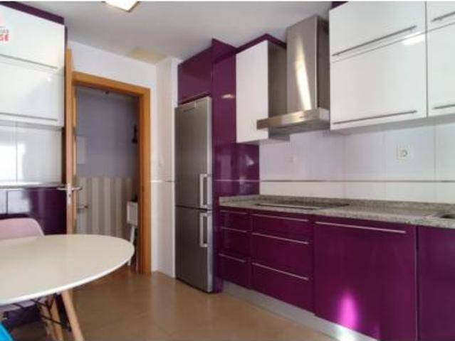 Piso en venta en O Vinteún, Ourense