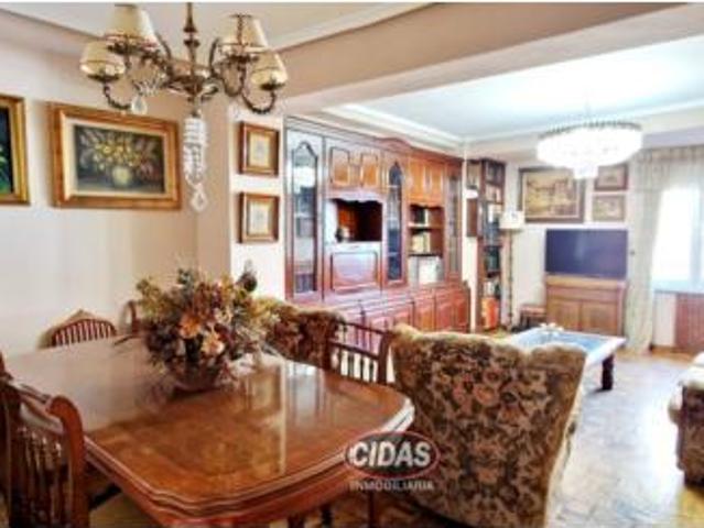Piso en venta en Oviedo, Santo Domingo