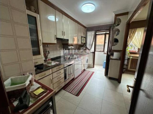 Piso en venta en Oviedo, Llamaquique