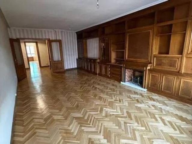 Piso en venta en Llamaquique, Oviedo