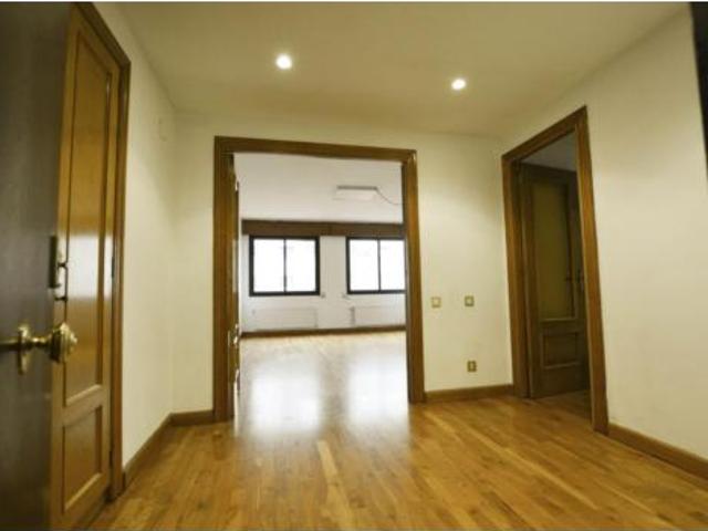 Piso en venta en Llamaquique, Oviedo