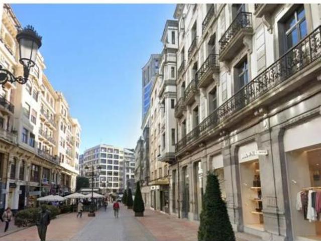 Piso en venta en Oviedo, Asturias