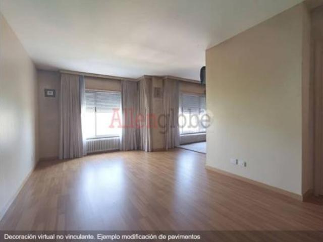 Piso en venta en Llamaquique, Oviedo