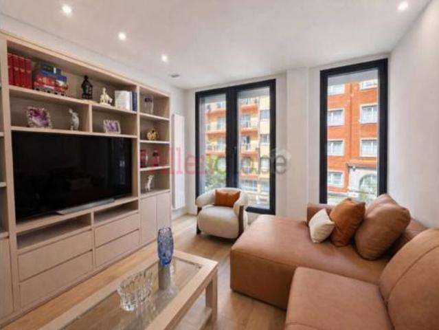 Piso en venta en Llamaquique, Oviedo