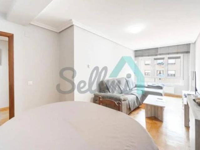 Piso en venta en Los Solises, Oviedo