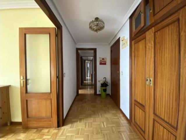 Piso en venta en Loma del Canto, Oviedo